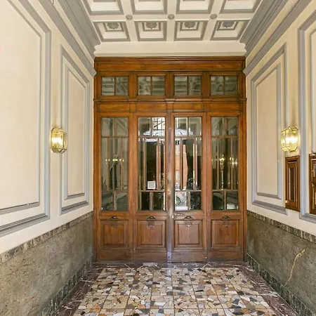 C M Civitas Leonina Luxury Apartment Rome