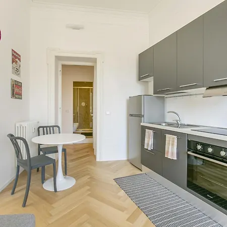 C M Civitas Leonina Luxury Rome