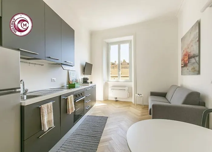 C M Civitas Leonina Luxury Διαμέρισμα